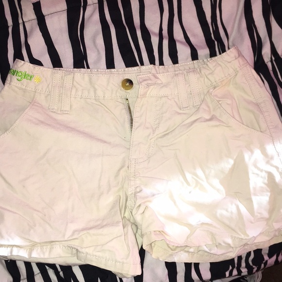 Shorts - Picture 8 of 8